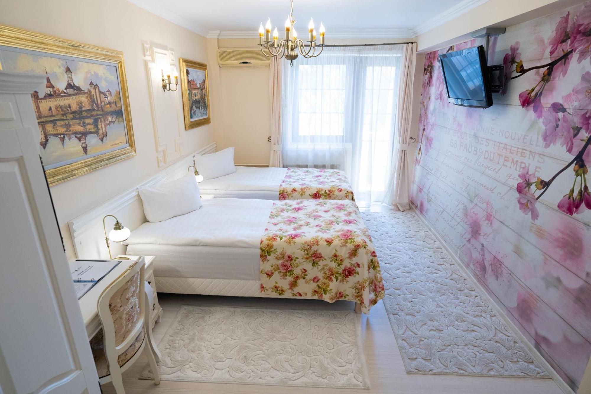 Villa Alice Suceava Eksteriør billede