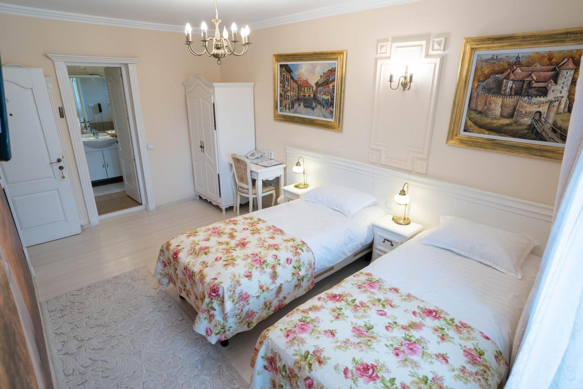 Villa Alice Suceava Værelse billede