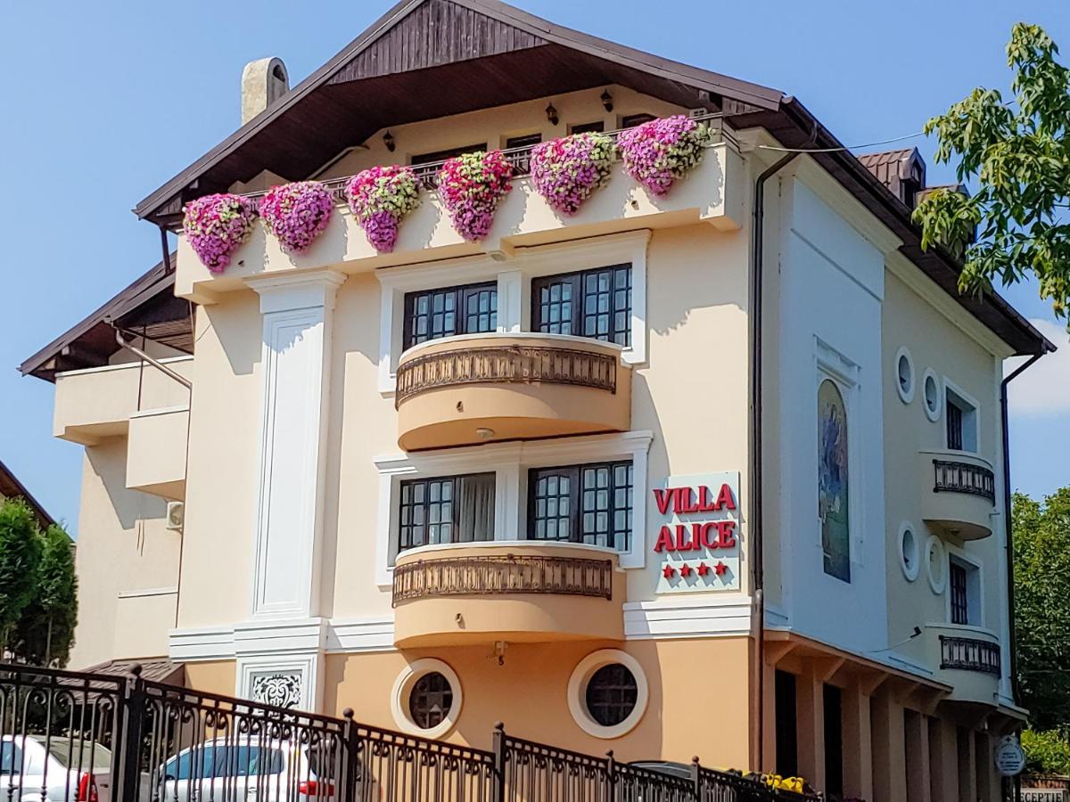 Villa Alice Suceava Eksteriør billede